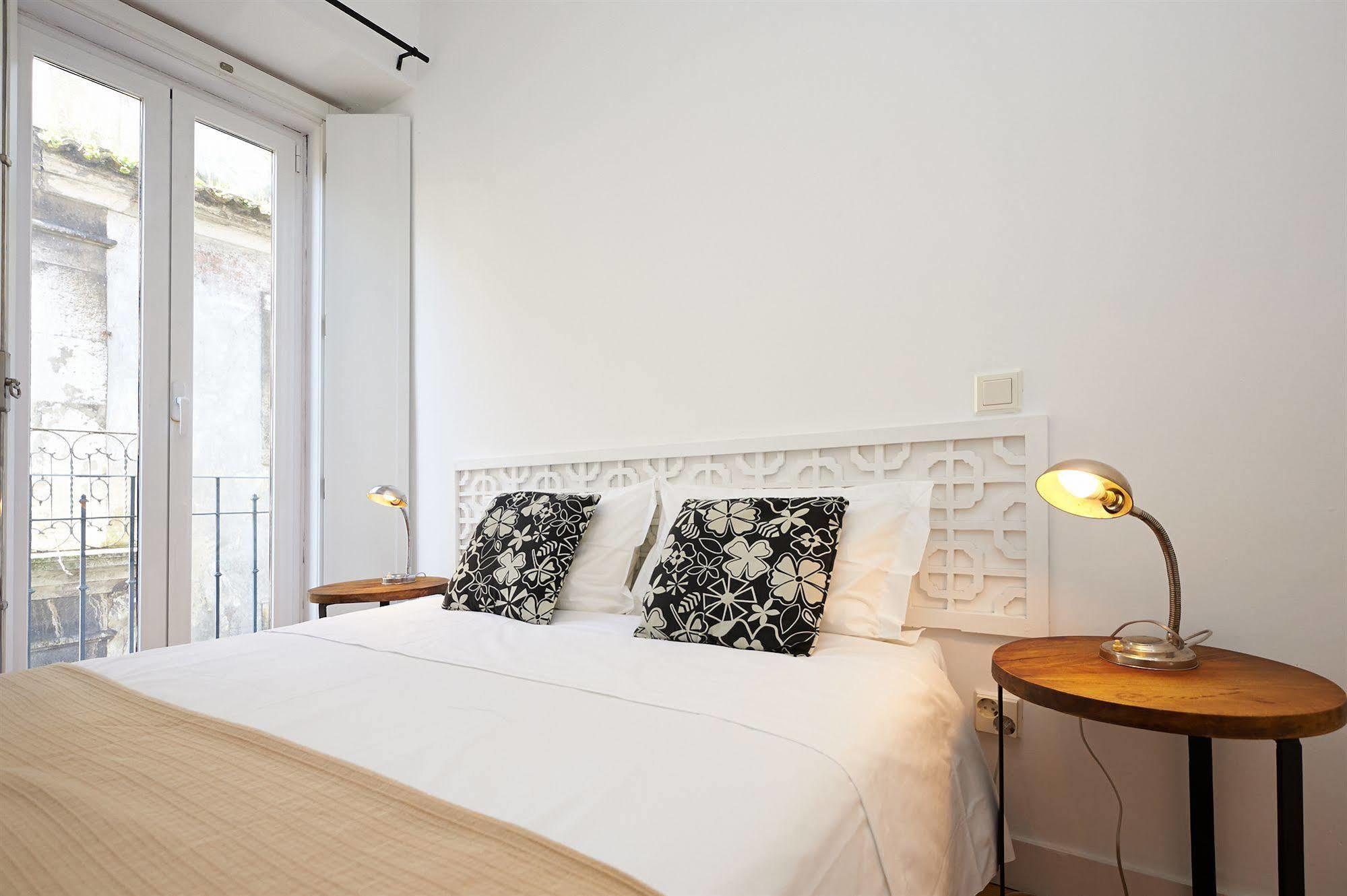 Hello Lisbon Santos Design Apartments Exterior photo